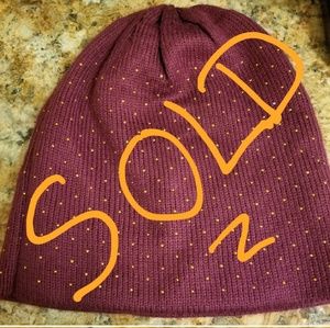 SOLD! Steve madden beanie